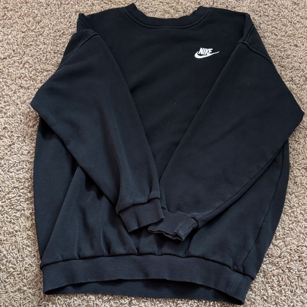 Nike Men's Classic Black Crewneck Sweater